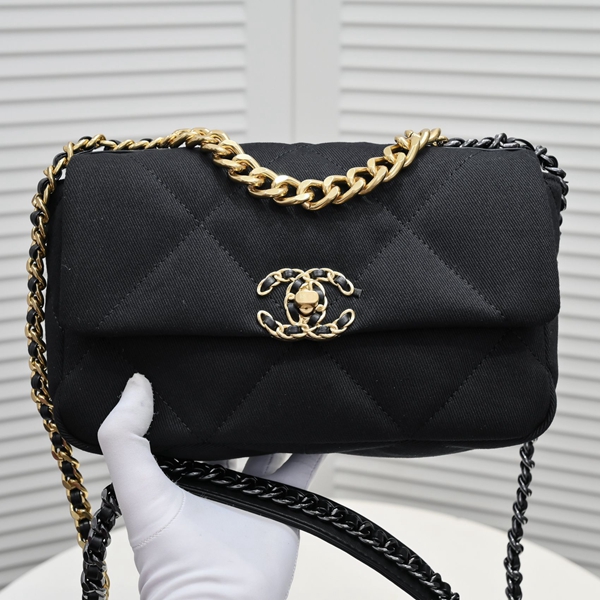 シャネルバッグ細部ディテール